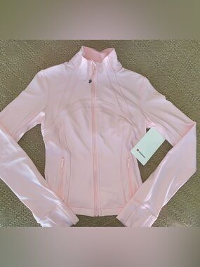 Lululemon cropped define jacket